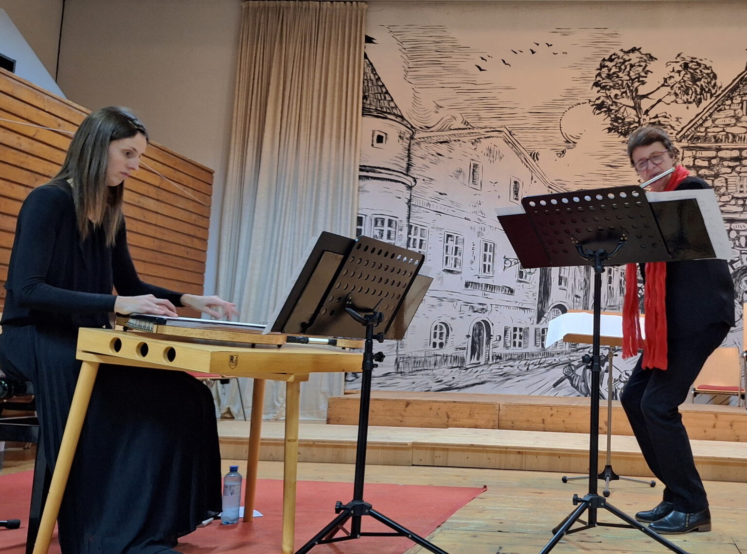 Vanessa und Margit in voller Aktion